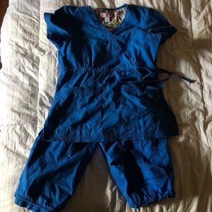 KOI Royal Blue Small Tall Scrub Set